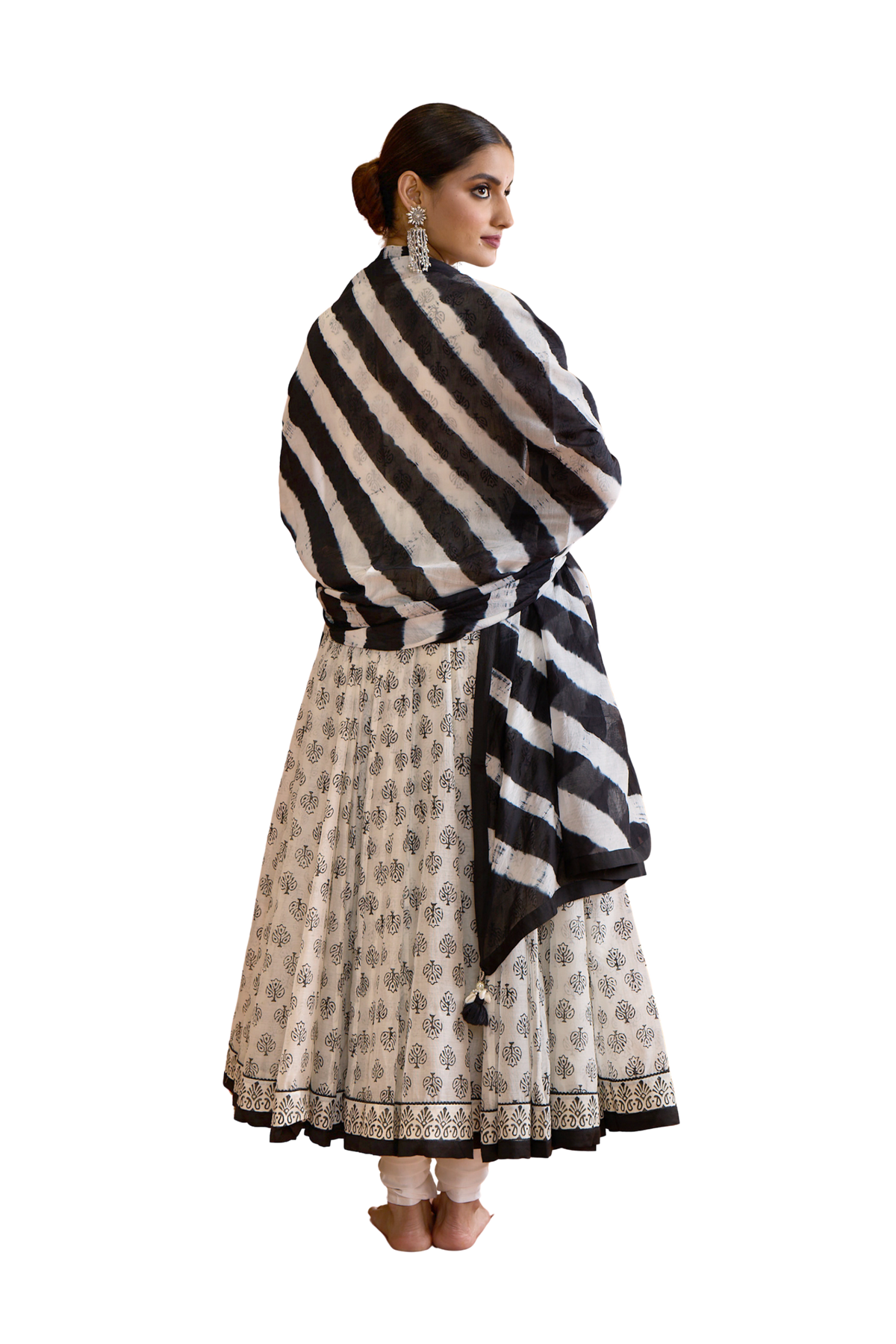 Nandini - Ivory & Black Anarkali Set